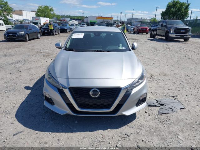 1N4BL4DV8NN308773 Nissan Altima Sv Fwd