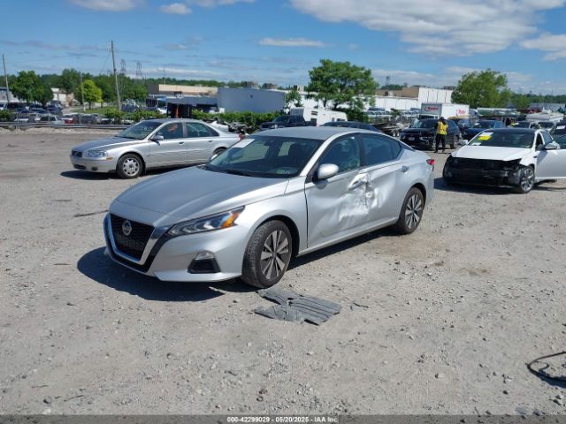 1N4BL4DV8NN308773 Nissan Altima Sv Fwd