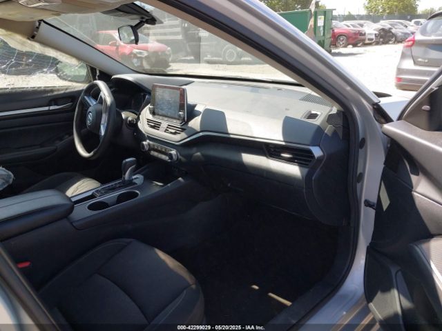 1N4BL4DV8NN308773 Nissan Altima Sv Fwd