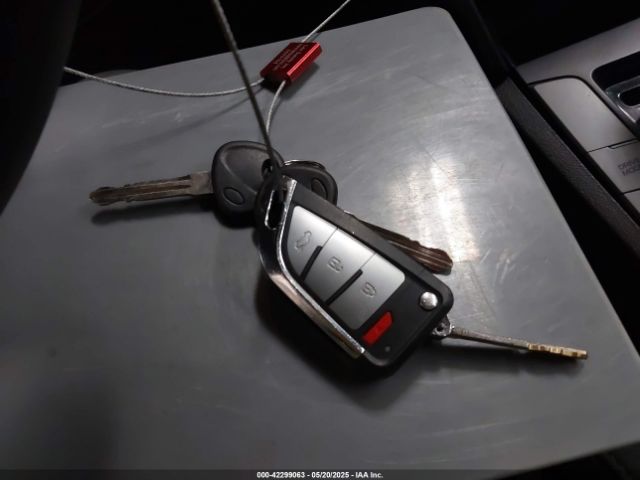 5NPD84LF7KH424833 Hyundai ELANTRA SEL