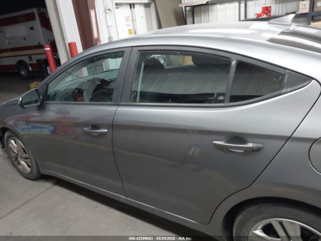 5NPD84LF7KH424833 Hyundai ELANTRA SEL