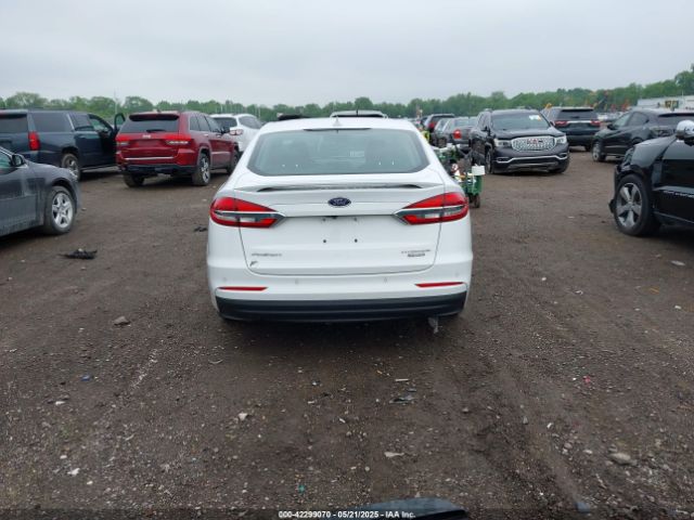 3FA6P0RUXLR139574 Ford Fusion Hybrid Titanium