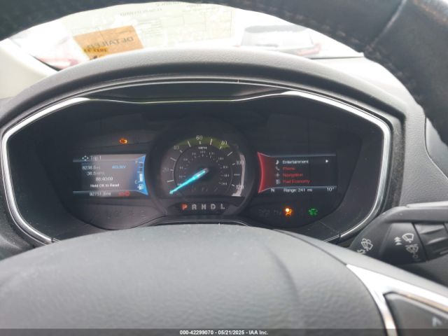 3FA6P0RUXLR139574 Ford Fusion Hybrid Titanium