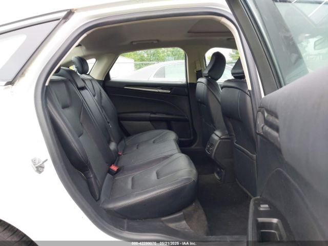 3FA6P0RUXLR139574 Ford Fusion Hybrid Titanium