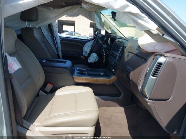 2017 CHEVROLET SILVERADO 2500HD 1GC1KWEY9HF147801 Photo 4
