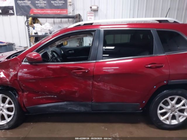 1C4PJMCB4GW327976 Jeep Cherokee Latitude