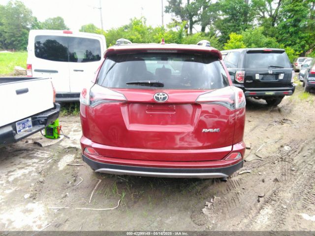 2T3WFREV7JW471206 Toyota Rav4 Xle