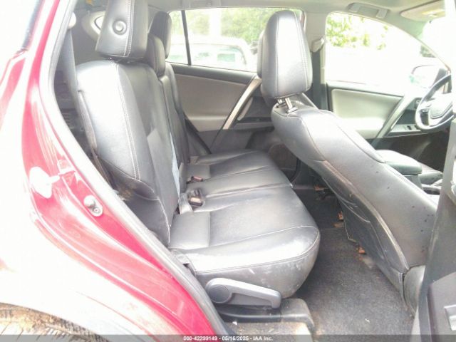 2T3WFREV7JW471206 Toyota Rav4 Xle