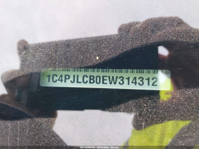 1C4PJLCB0EW314312 Jeep Cherokee Latitude