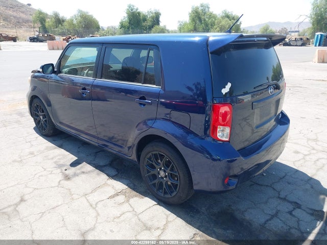 Scion XB 2014 JTLZE4FE3EJ057690 Image 3