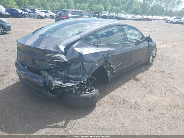 2025 TESLA MODEL 3 5YJ3E1EB4SF964054 Photo 3