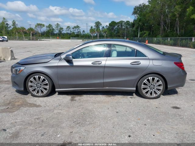 WDDSJ4EB4KN773539 Mercedes-Benz CLA 250