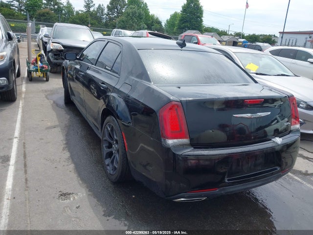 2C3CCABG9KH617937 Chrysler 300