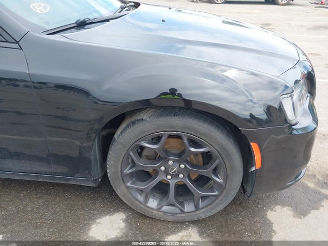 2C3CCABG9KH617937 Chrysler 300