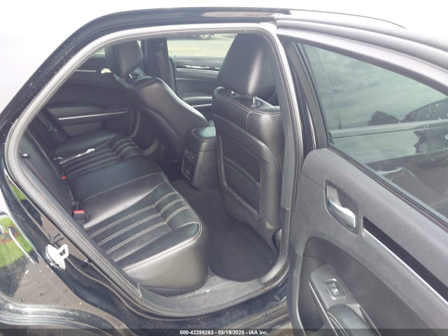 2C3CCABG9KH617937 Chrysler 300
