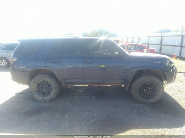 JTEBU5JR6G5280023 Toyota 4RUNNER SR5