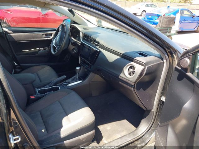 2T1BURHE1KC230429 Toyota COROLLA LE