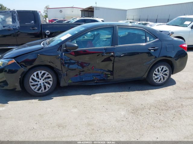 2T1BURHE1KC230429 Toyota COROLLA LE