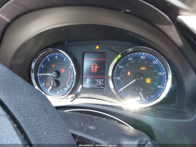 2T1BURHE1KC230429 Toyota COROLLA LE