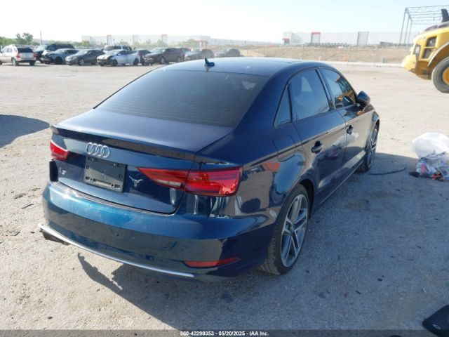 2017 AUDI A3 WAUAUGFF0H1039543 Photo 3