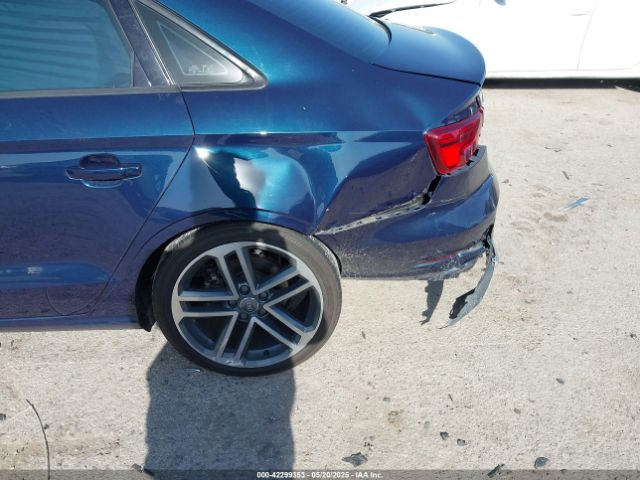 2017 AUDI A3 WAUAUGFF0H1039543 Photo 5