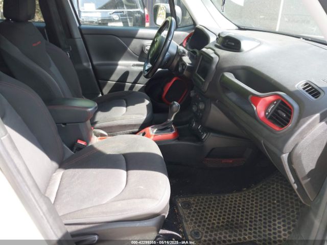 ZACCJBCB3JPG76327 Jeep Renegade Trailhawk 4x4