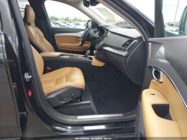 2016 VOLVO XC90 YV4A22PK7G1025447 Photo 4