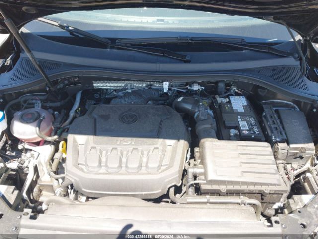 3VV5B7AX7RM232983 Volkswagen Tiguan 2.0t Wolfsburg Edition