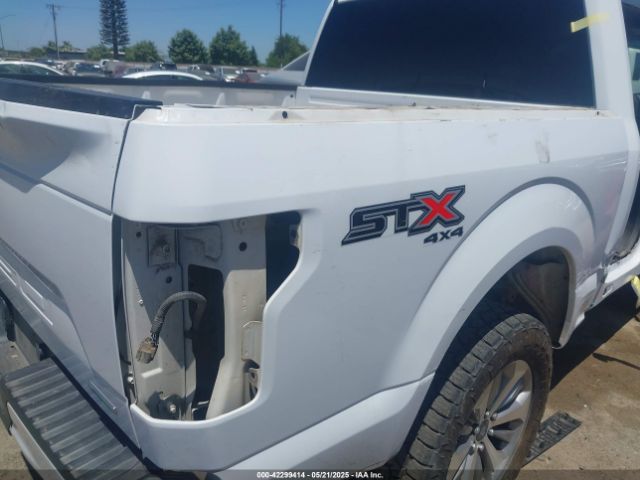 1FTEW1EP8JKF82063 Ford F-150 Xl