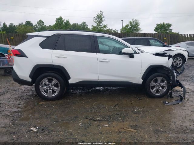 2T3P1RFV1NC275822 Toyota Rav4 Xle