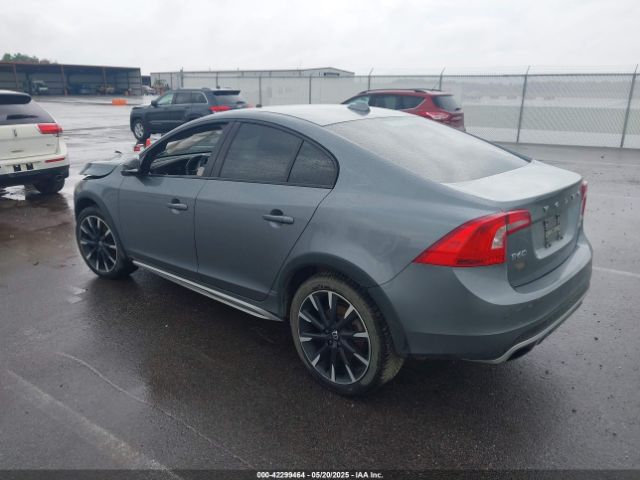 YV4612UM4G2000529 Volvo S60 Cross Country T5 Platinum