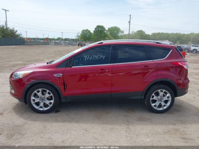 1FMCU9J93EUB27534 Ford Escape Titanium