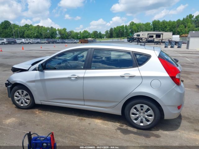 KMHCT5AE3GU242307 Hyundai ACCENT SE