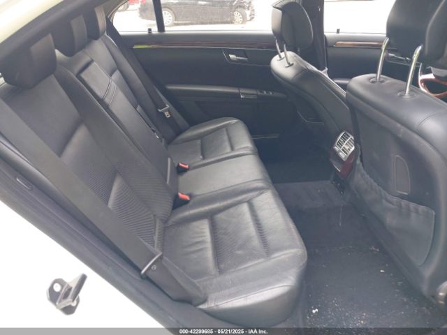 2010 MERCEDES-BENZ S 550 WDDNG8GB5AA311187 Photo 7