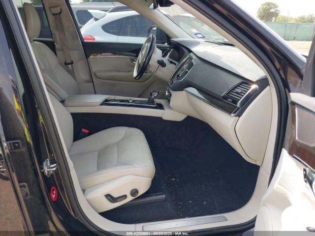 2017 VOLVO XC90 YV4A22PK6H1120969 Photo 4