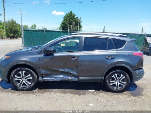 JTMBFREV9HD204770 Toyota RAV4 LE