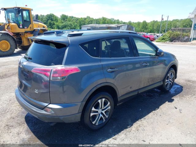 JTMBFREV9HD204770 Toyota RAV4 LE