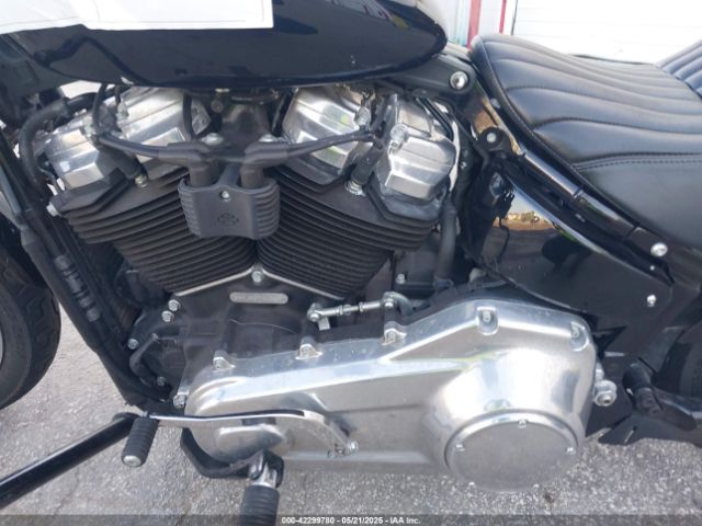 2021 HARLEY-DAVIDSON FXST 1HD1BVJ17MB054150 Photo 8