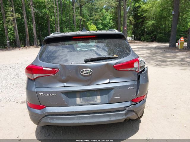 KM8J3CA48JU728282 Hyundai TUCSON SEL