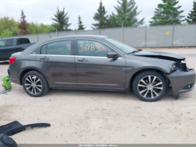 1C3CCBBG8EN199159 Chrysler 200 Touring