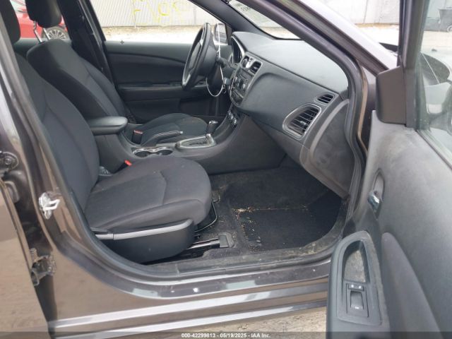 2014 CHRYSLER 200 1C3CCBBG8EN199159 Photo 4