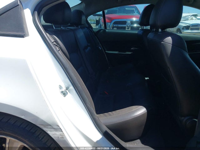 1G1PE5SB1E7231489 Chevrolet Cruze 2lt Auto