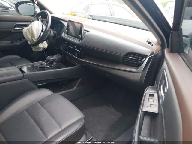 2021 NISSAN ROGUE 5N1AT3BA1MC816590 Photo 4