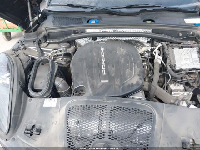 2021 PORSCHE MACAN WP1AA2A55MLB07555 Photo 9