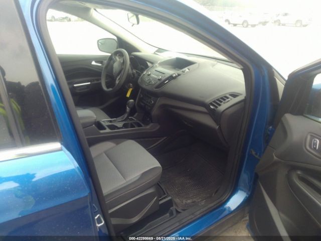 1FMCU9GD5HUC34665 Ford ESCAPE SE