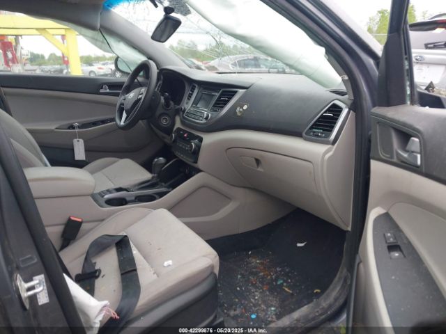 KM8J3CA4XGU144460 Hyundai TUCSON SE
