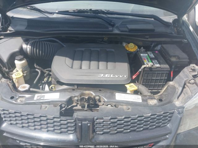2C4RDGEG4HR700387 Dodge Grand Caravan Gt
