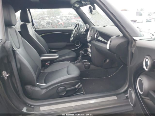 2010 MINI COOPER WMWMR3C53ATU98742 Photo 4