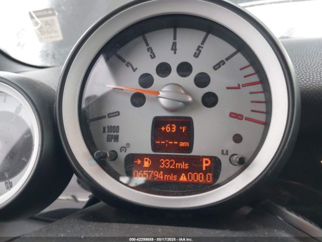 2010 MINI COOPER WMWMR3C53ATU98742 Photo 6