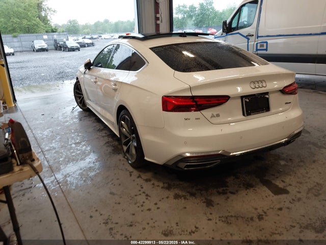 2021 AUDI A5 SPORTBACK WAUFACF50MA008317 Photo 2